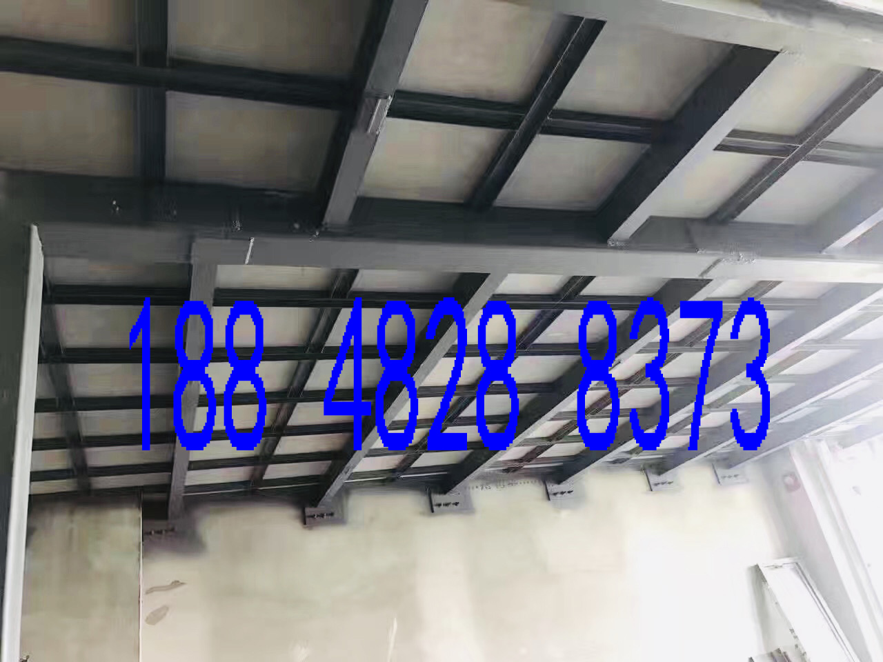 �Ĵ�¥����